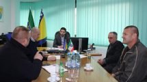 Ministar Isak se sastao sa predstavnicima MZ Tetovo i Banlozi