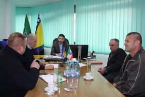Ministar Isak se sastao sa predstavnicima MZ Tetovo i Banlozi